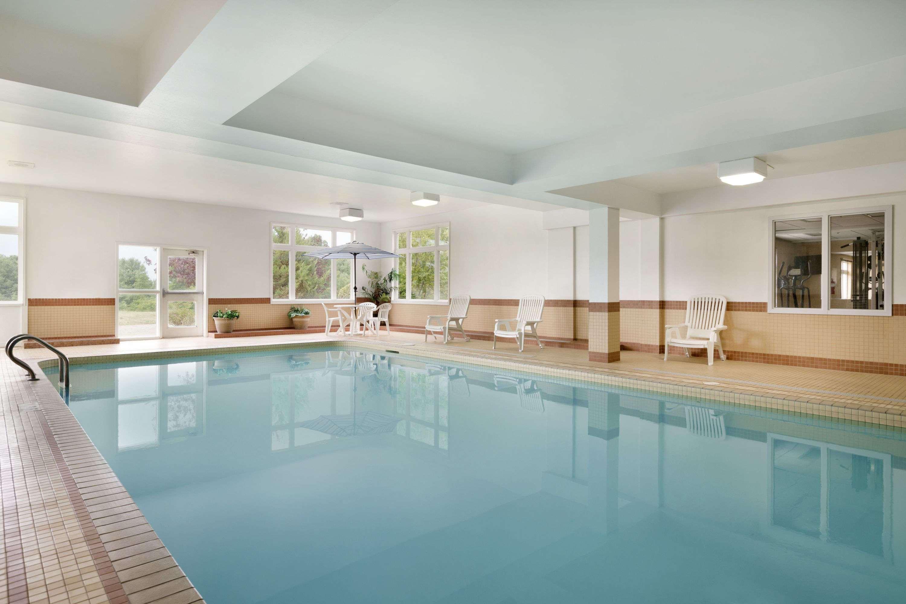 Days Inn By Wyndham Orillia Εξωτερικό φωτογραφία